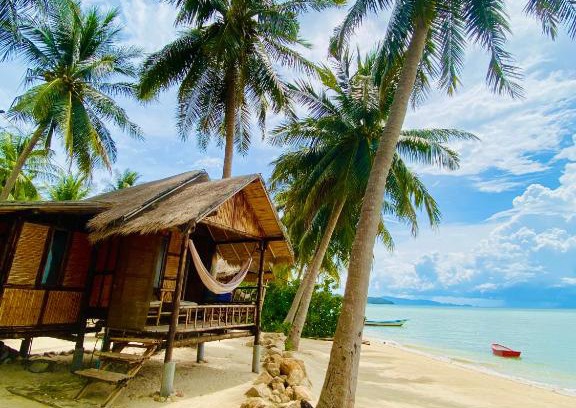 Ko Pha-ngan Resort | Discover Castaway Beach Bungalows with Oceanfront Bliss