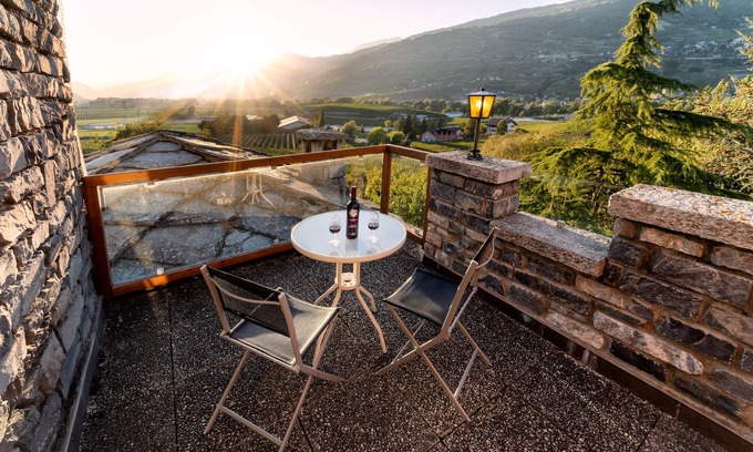 Sierre Bed & Breakfast | Experience Castel de Daval: Rated 9.6 with Family-Friendly Amenities