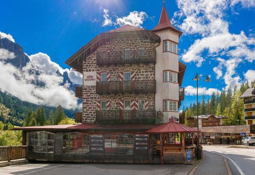 San Martino di Castrozza Apartment | Historic Residence Madonna: Guest Rated 9/10 & Pet Friendly