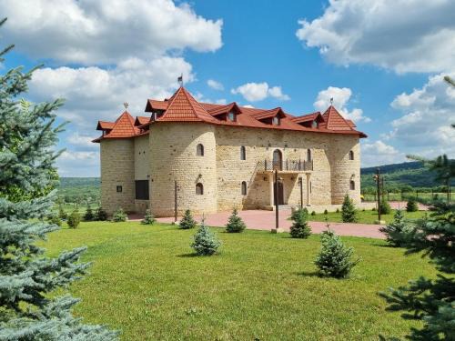 Moldova House | Discover Comfort at Krolichya Ferma: Family-Friendly Stay
