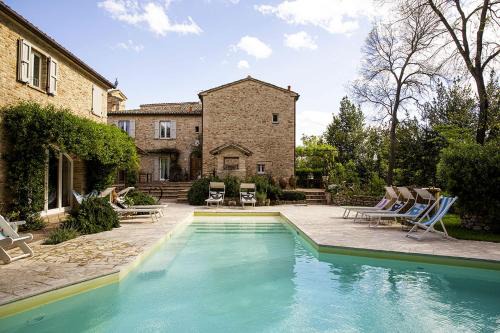Granarola Apartment | Discover Castello di Granarola Relais: 4-Star Oceanfront Escape