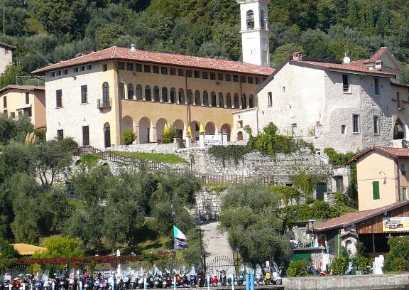 Peschiera Maraglio Apartment | Explore Castello Oldofredi: 4-Star Oceanfront Oasis