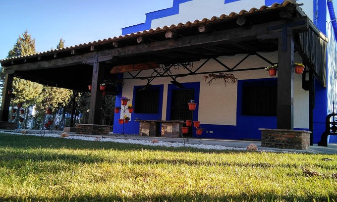 Villacanas Cottage | Discover Castile La Mancha: Easter Getaway by Wetlands
