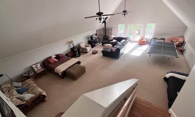 Franklin Apartment | Castle - Bedrooms and Entertainment Loft w/Deck C46