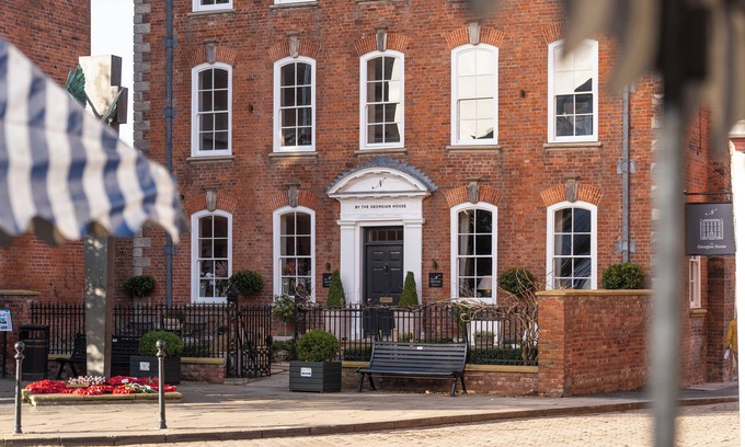 Ludwel Cottage | CASTLE CORNER, THE GEORGIAN HOUSE, luxury holiday cottage in Ludlow
