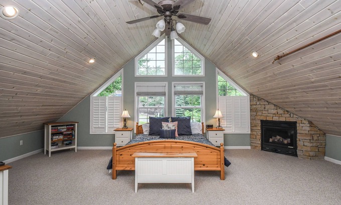 McHenry Cottage | Enchanting Stay at Castle in the Sky with Pool & Spa