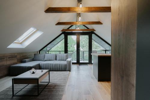 Szabadkigyos Apartment | Experience the Elegance of Castle Inn - Szabadkígyós