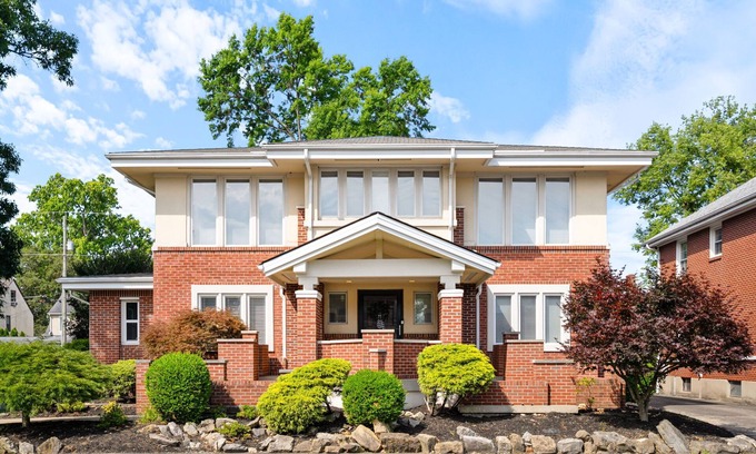 Rockcreek Lexington Road House | Unmatched Comfort at Castle St Matthews - Perfect for Families