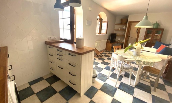 Bareyo House | Discover Casuca El Trisquel: Pet and Child Friendly Retreat