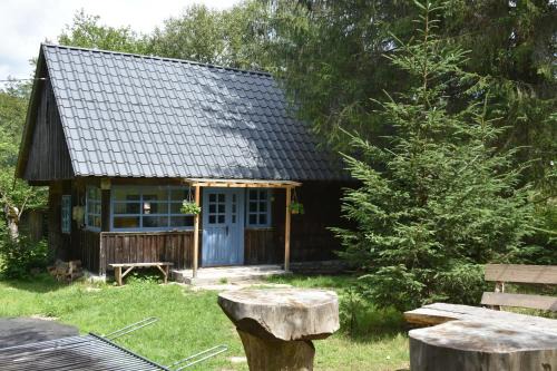Risca Ski Chalet | Relax at Casuta dintre brazi - Pet & Child Friendly Retreat