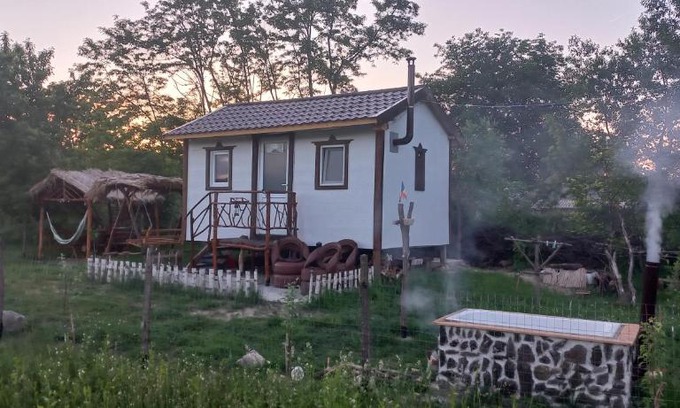 Santamaria-Orlea House | Discover Căsuța Sara: Nature Retreat with Hot Tub