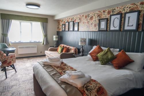 Stretton Hotel | Pet-Friendly Getaway at Cat & Lion Country Pub and Hotel