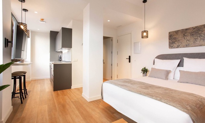 Adelfas Apartment | Catalina 07 apartment in Madrid