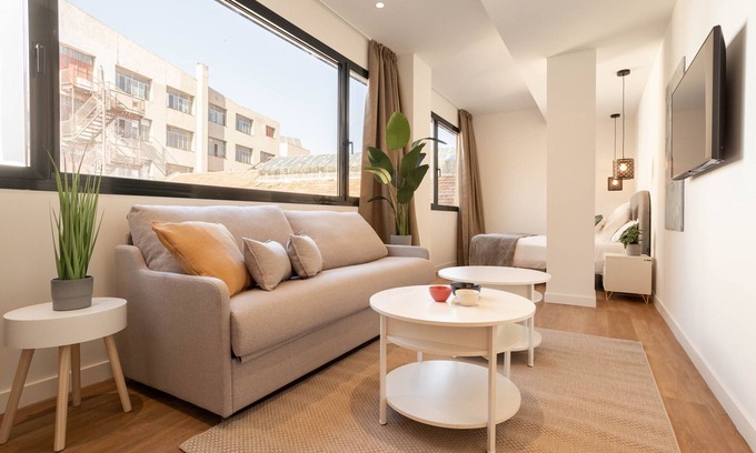 Adelfas Apartment | Catalina 110 apartment in Madrid