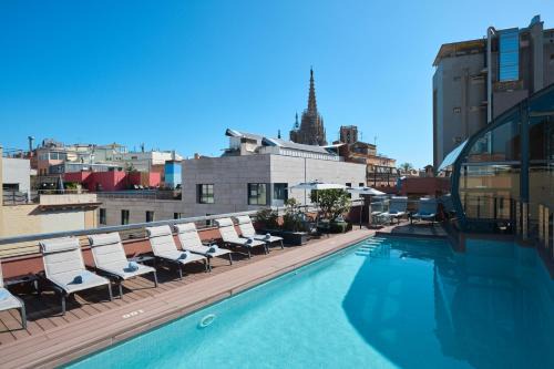 Gothic Quarter Hotel | Elegant Stay at Catalonia Catedral - 4-Star Oceanfront Retreat