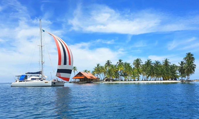 Carti Tupile Boat Rental | Explore the Catamaran Experience in San Blas, Panama