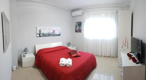 Cibali Apartment | Enjoy Catania Suite Home: Family-Friendly and Accessible Stay