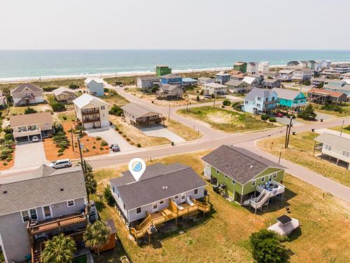 Topsail Beach House | Wave-Ready Family Retreat: Perfect for Kids' Adventures