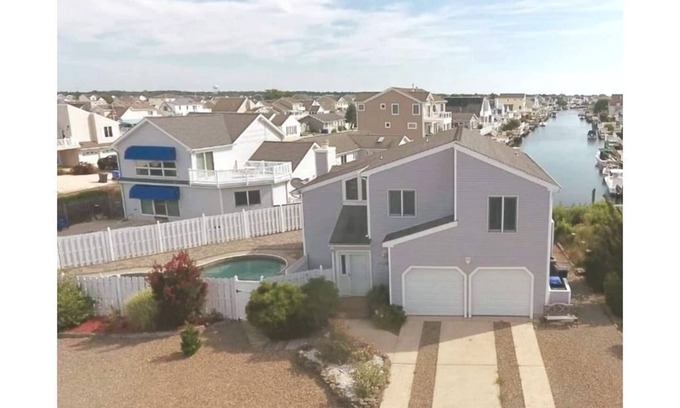 Beach Haven West House | Discover the Shore Thing: Oceanfront Retreat in Beach Haven West