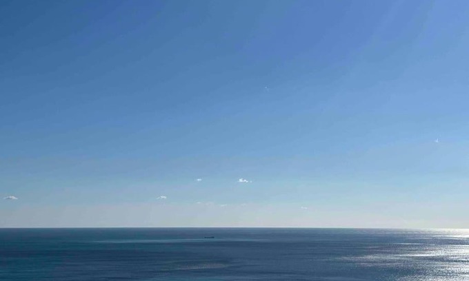 Liparlati House | Discover Caterine’s: Oceanfront Family Retreat Awaits