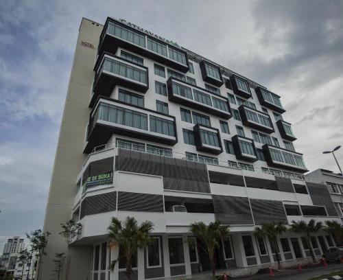 Pekan Melayu Hotel | Discover Comfort at Cathayana Hotel Kuantan with Breakfast