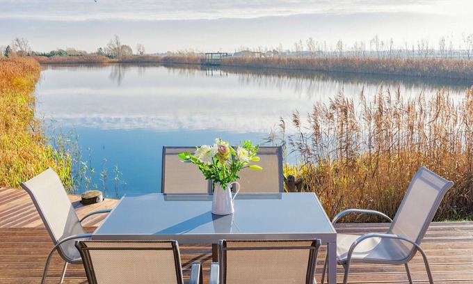 Ely Cabin | Experience Cathedral View Lodge with Hot Tub & Breakfast