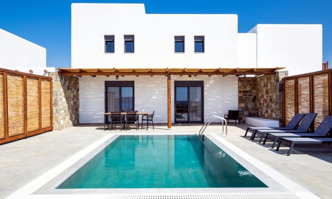 Afiartis Villa | Seafront Villa with Private Pool - Guest Rated 9.8