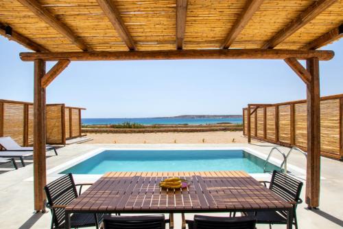 Afiartis Villa | Beautiful Cato Agro 3: Seafront Villa with Private Pool