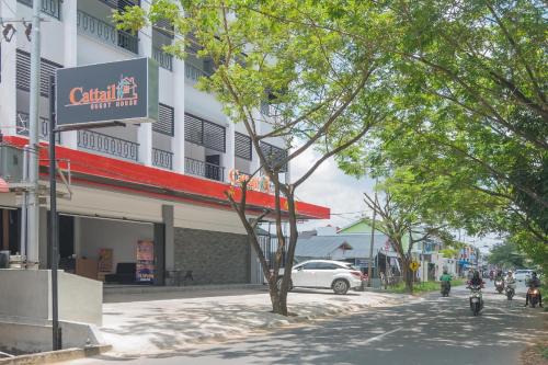 Pontianak Hotel | Cozy Cattail Guest House: Family-Friendly in Pontianak