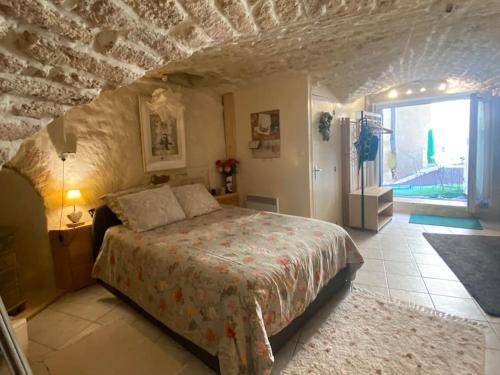 Pignan Apartment | Discover Cave de charme: 18th Century Elegance Awaits