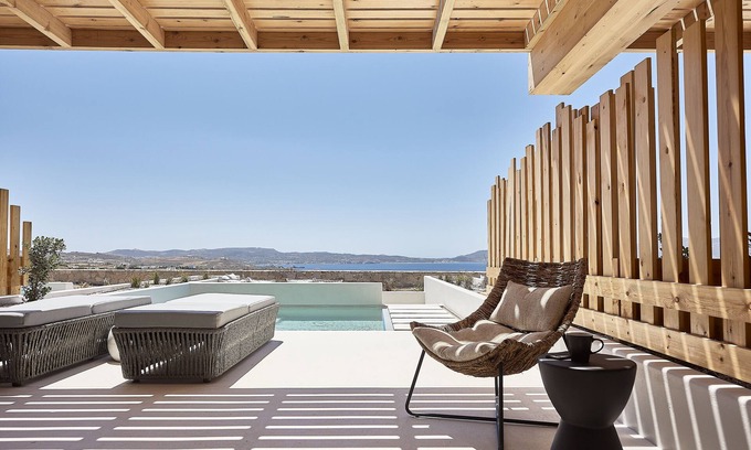 Milos Hotel | Ultimate Cave Suites: Ocean View & Private Pool Retreat
