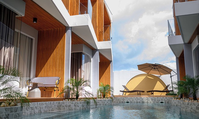 Koh Lan Hotel | Caviar Kohlarn