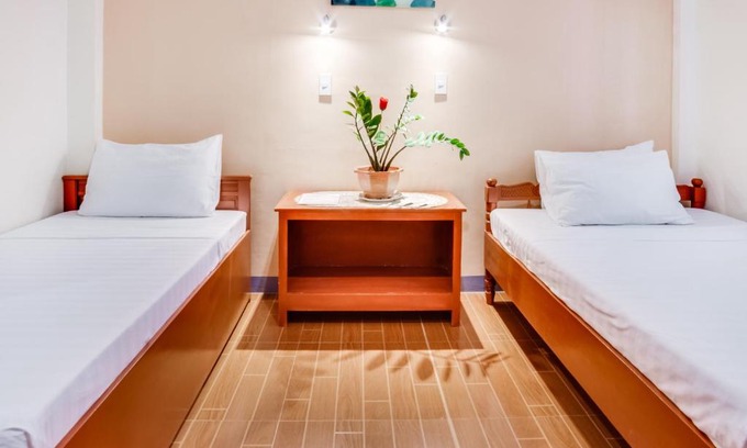 Pilar Bed & Breakfast | Beachfront Bliss at Cawit Resort and Cafe - Rated 9/10