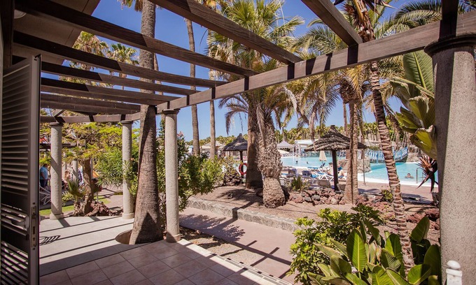 Maspalomas Hotel | Relaxing Caybeach Princess: Pool, Ocean Views & Spa Awaits