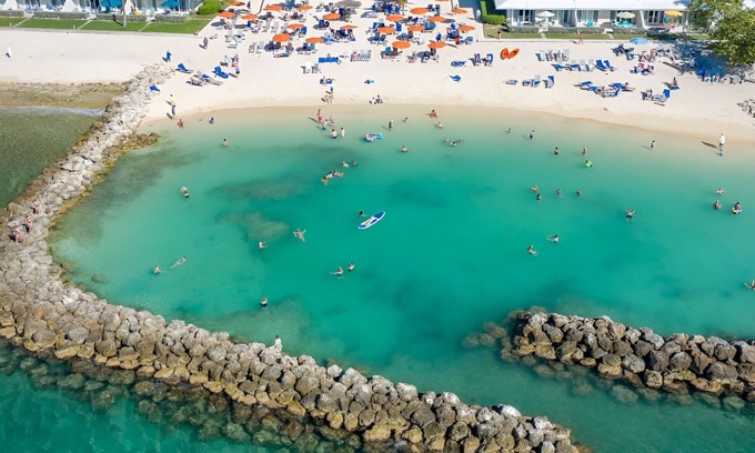 Seven Mile Beach Resort | Cayman Luxury Rentals at Sunset Cove
