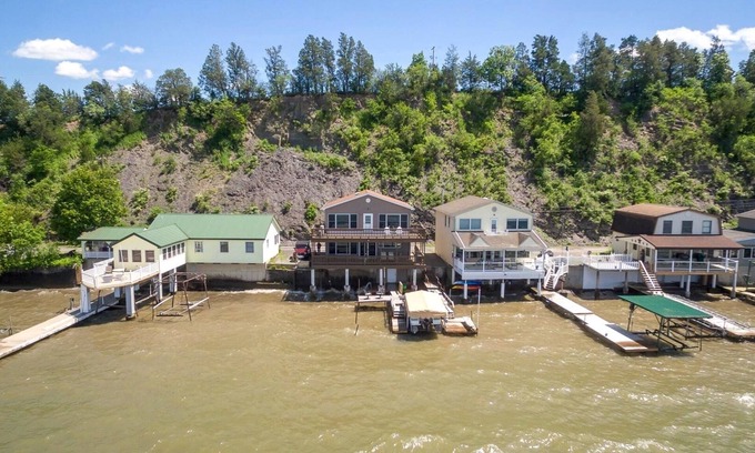 Town of Ledyard House | Serene Lakefront Retreat with Kitchen & Breakfast Options