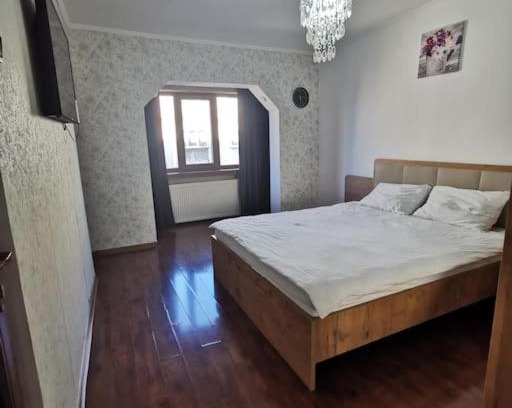 Tirgu Jiu Apartment | Family-Friendly Stay in Targu-Jiu - Affordable Comfort