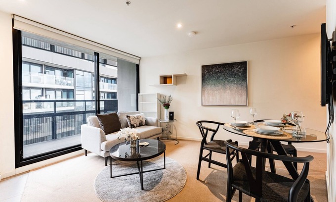 West Melbourne Apartment | CBD 2-Bedroom with Balcony Near Attractions
