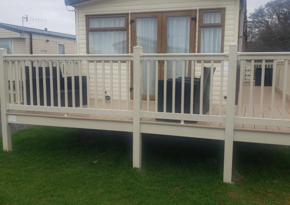 Girvan Other | Pet-Friendly CCT Caravan - Guest Rated 9.7/10 with Pool