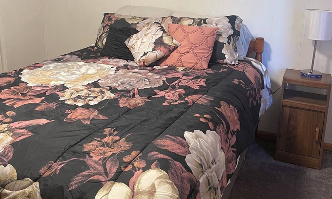 Wellsboro Apartment | Cozy Retreat at Cecelia's Place: Perfect for Couples!