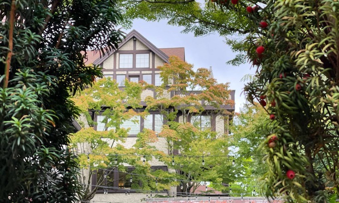 Broadway Bed & Breakfast | Cecil Bacon Manor: Family-Friendly Stay with Breakfast Included