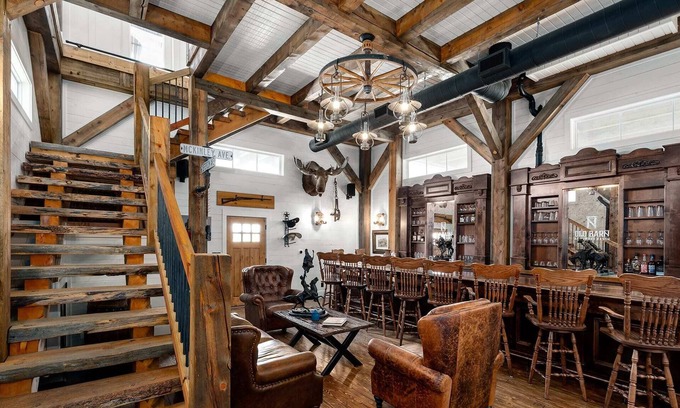 Driftwood House | Cedar Break - Old Bar N