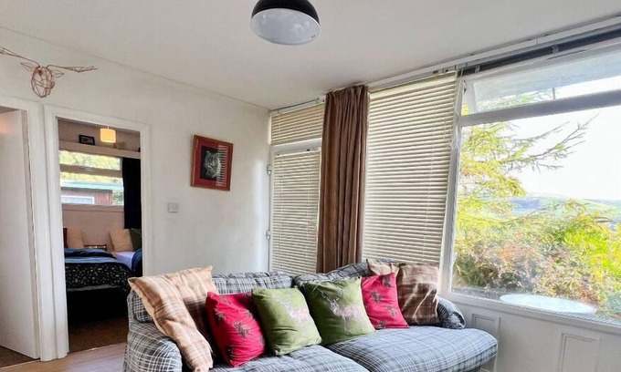 Bryn-crug Ski Chalet | Explore Cedar Chalet: Pet-Friendly Retreat with Pool & Spa