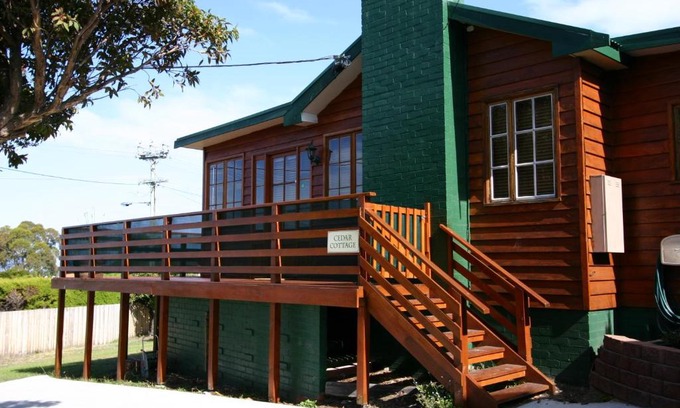 Blackmans Bay House | Discover Cedar Cottages at Blackmans Bay: Family & Pet Friendly