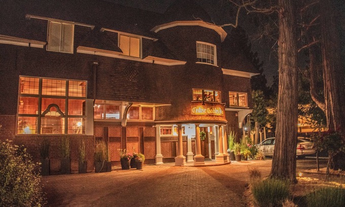 Napa Bed & Breakfast | Relax at Cedar Gables Inn: Spa, Breakfast & Great Reviews