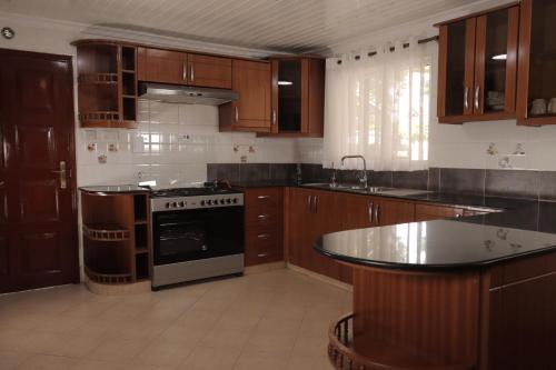 Athi River Villa | Cedar
