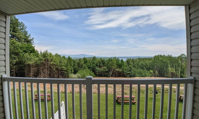 Weirs Beach Condo | Lake View Condo at Cedar Lodge: Guest Rated 10/10!