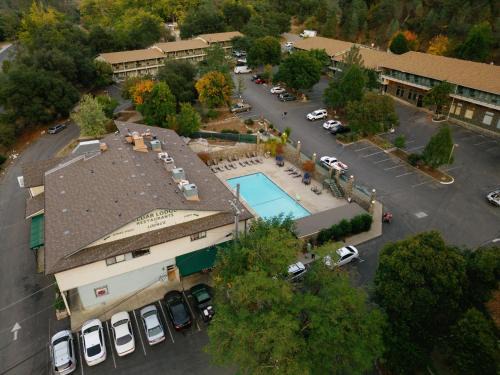 Incline Hotel | Experience Cedar Lodge: Private Beach & Oceanfront Bliss