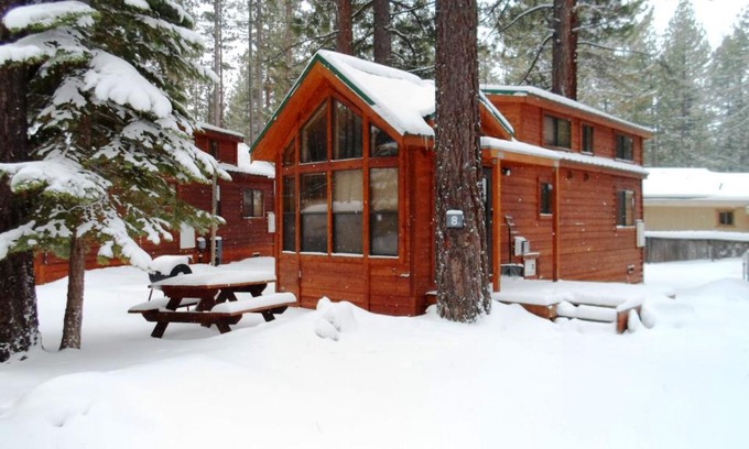 Tahoe Valley Resort | Family-Friendly Cedar Pines Resort with Pet Amenities