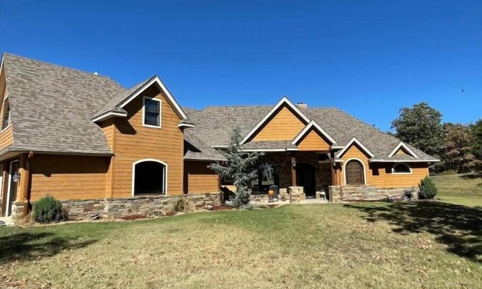 Stillwater House | Discover Cedar Rock Ranch: Family-Friendly Retreat Awaits